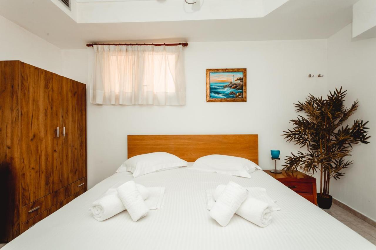 Golden Residence Family Resort Пефкохори Екстериор снимка
