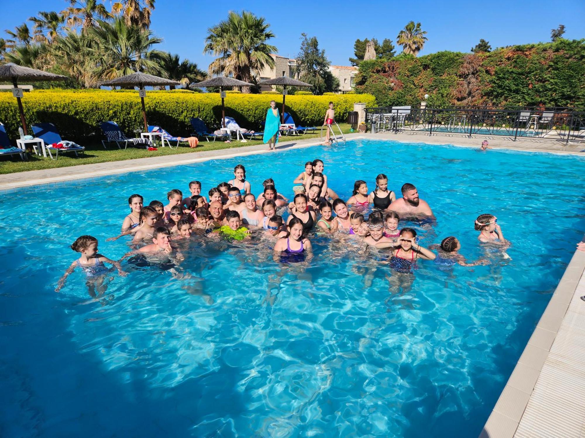 Golden Residence Family Resort Пефкохори Екстериор снимка
