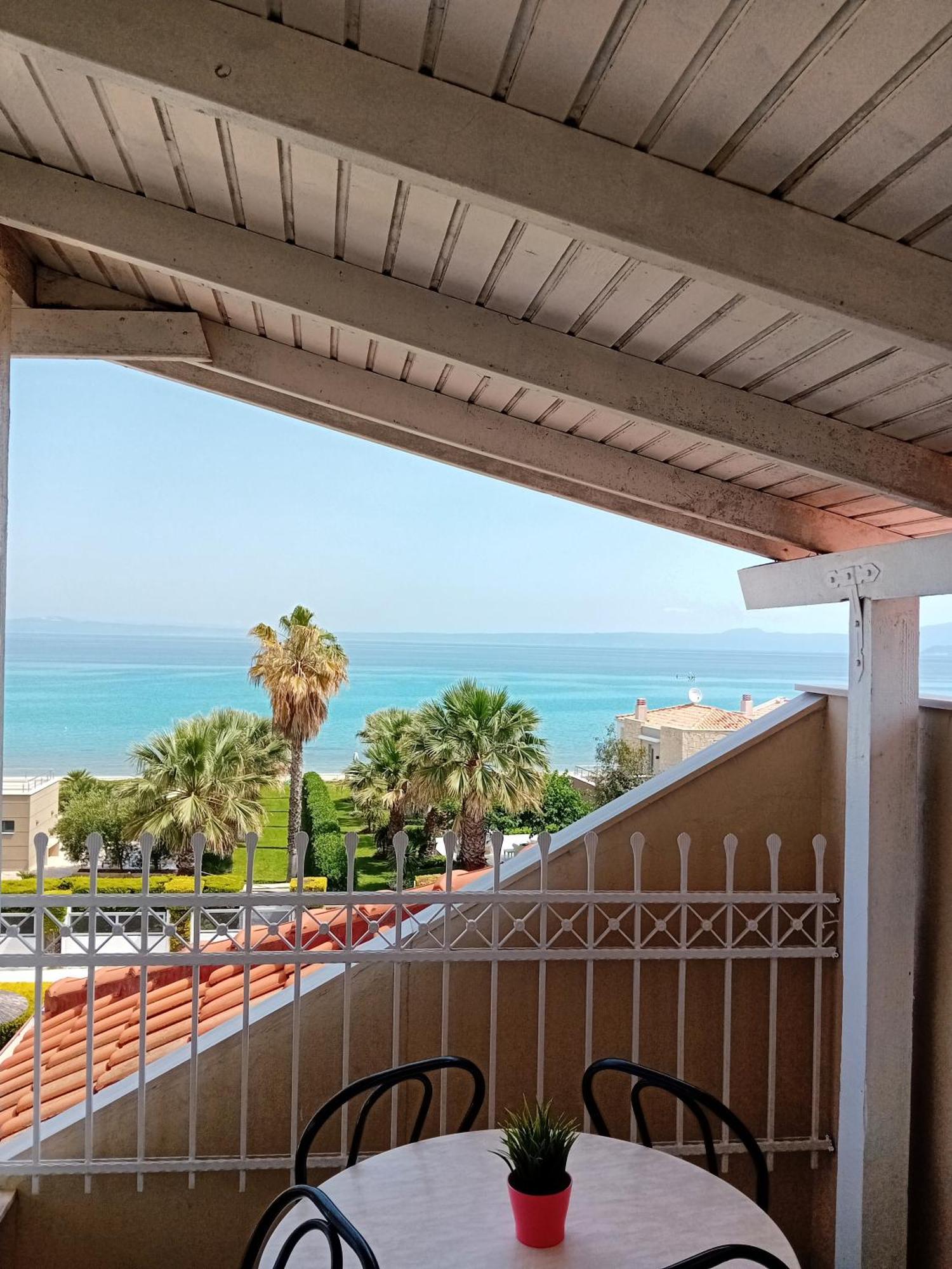 Golden Residence Family Resort Пефкохори Екстериор снимка